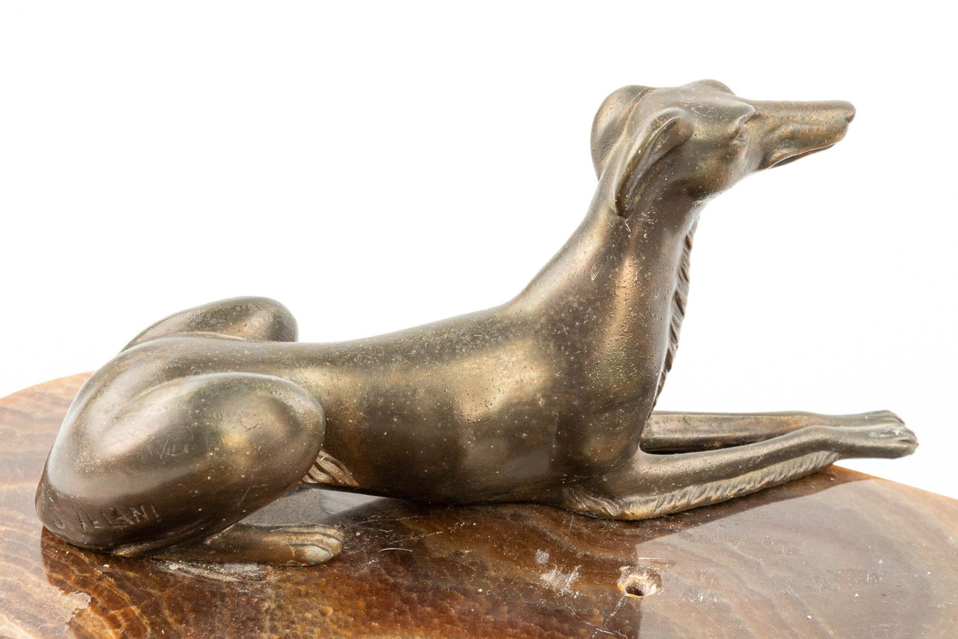 Salvatore MELANI (1902-1934) 'Lady with greyhound' an art deco statue made of spelter. (H:31cm) - Image 9 of 12