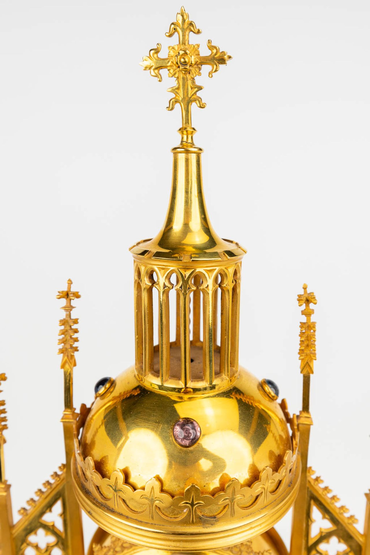 An antique tower monstrance, gothic revival and decorated with cabochons. (H:54,5cm) - Bild 14 aus 14