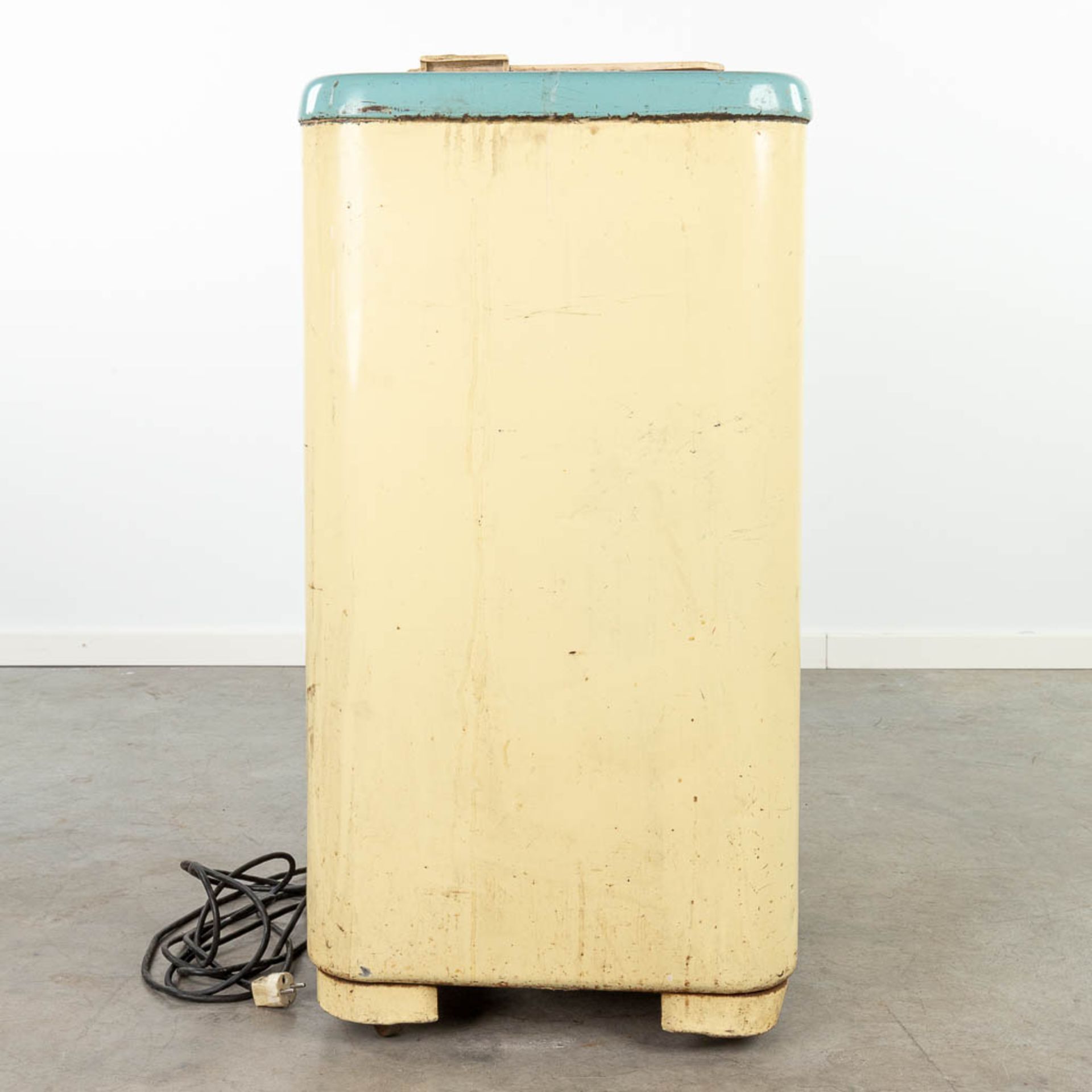 A vintage 'Ola' freezer (c.1955). (H:102cm) - Image 5 of 15