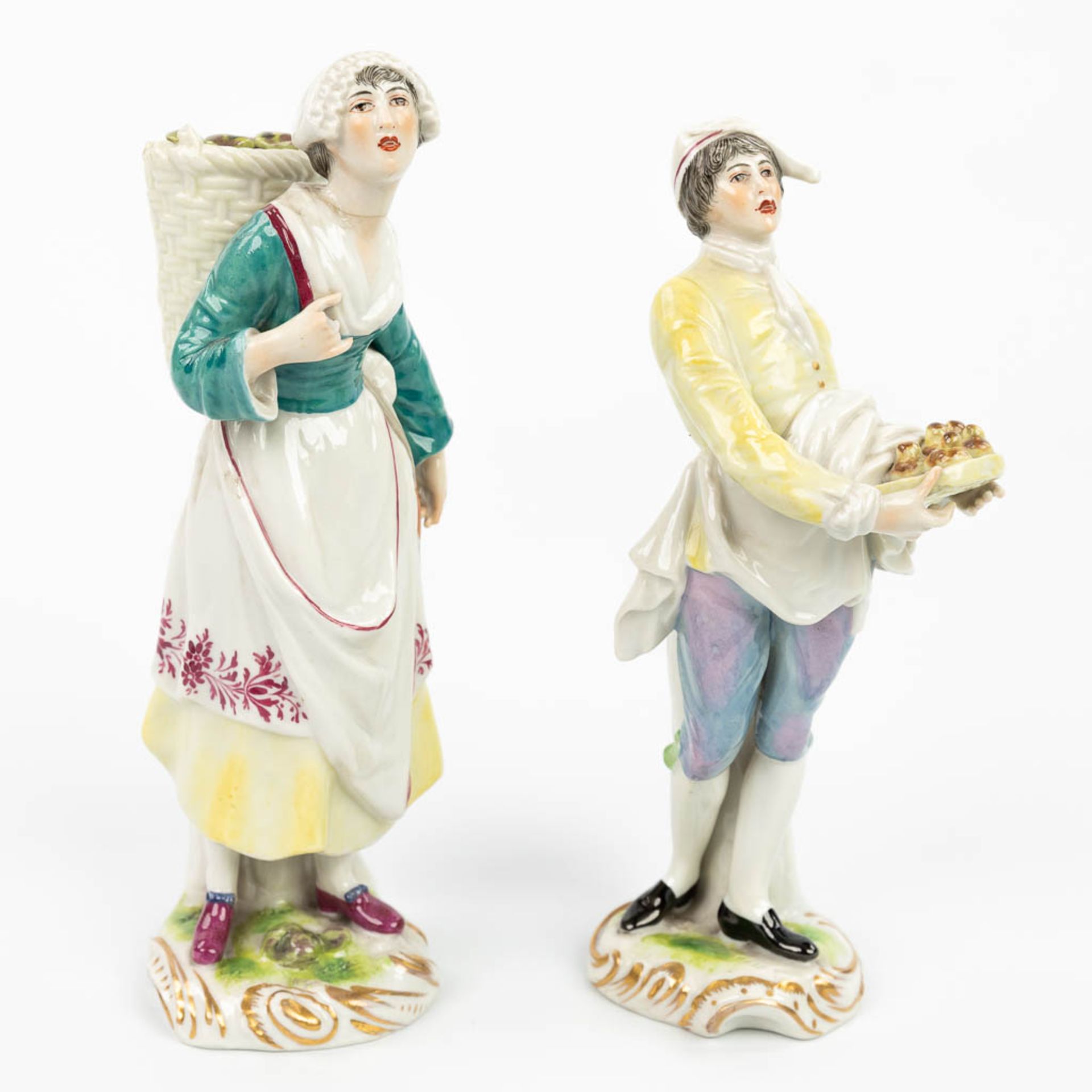 A pair of statues made of porcelain made in Germany and marked Ludwigsburg. (H:18cm) - Image 13 of 16