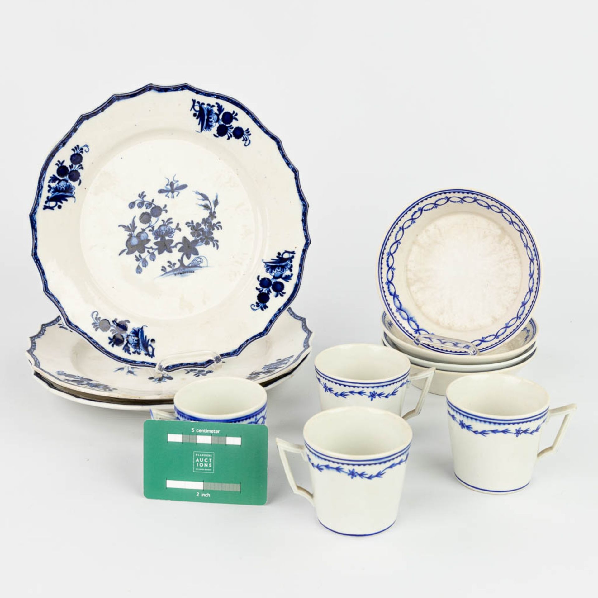 A collection of 3 plates, 4 cups and saucers made in Doornik. The first half of the 19th century. - Image 11 of 12