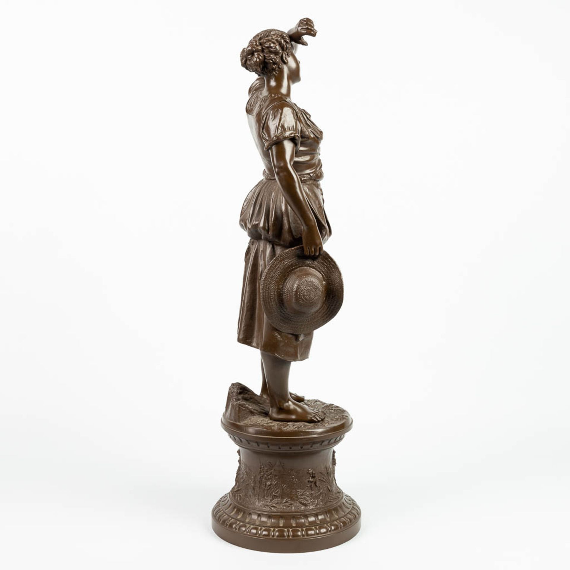 A statue of a lady, made of spelter. 20th century. (H:79cm) - Image 4 of 15