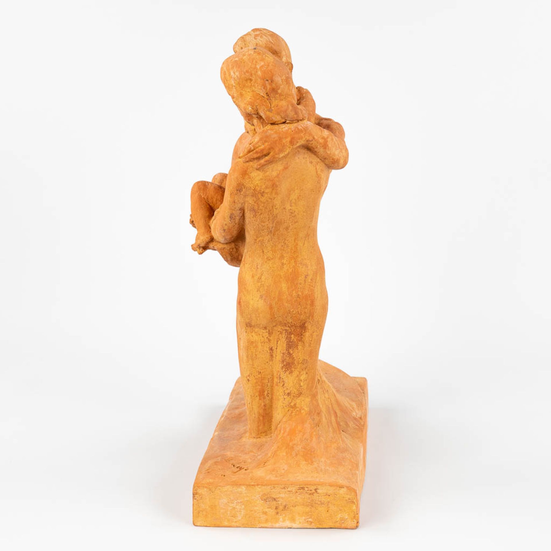 Achille LEYS (1873-1953) 'Family' a statue made of terracotta.Ê1946. (16 x 34 x 44cm) - Image 2 of 11