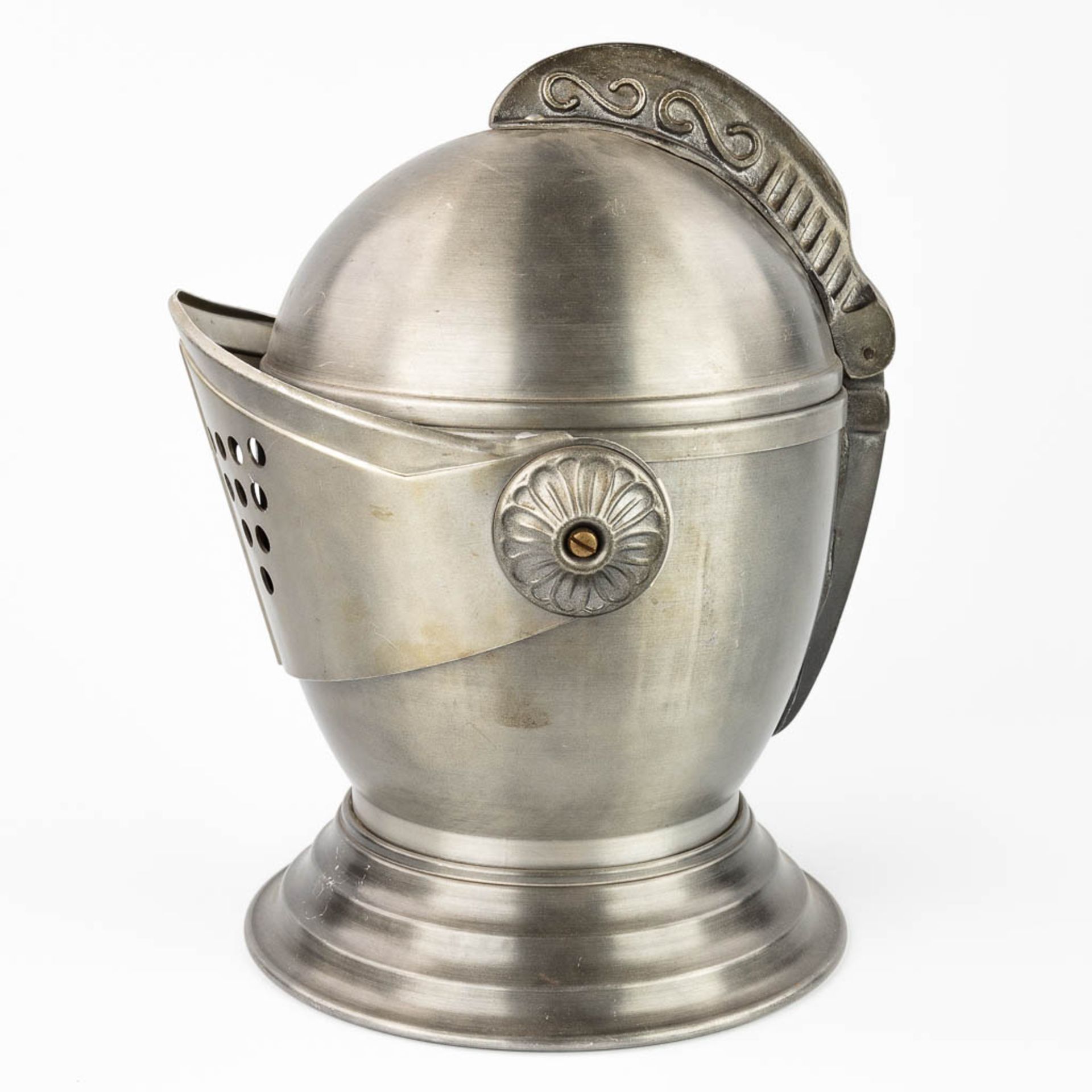 A mid-C. Ice Pail in the shape of a knight's helmet. (29 x 24 x 35cm) - Image 7 of 17