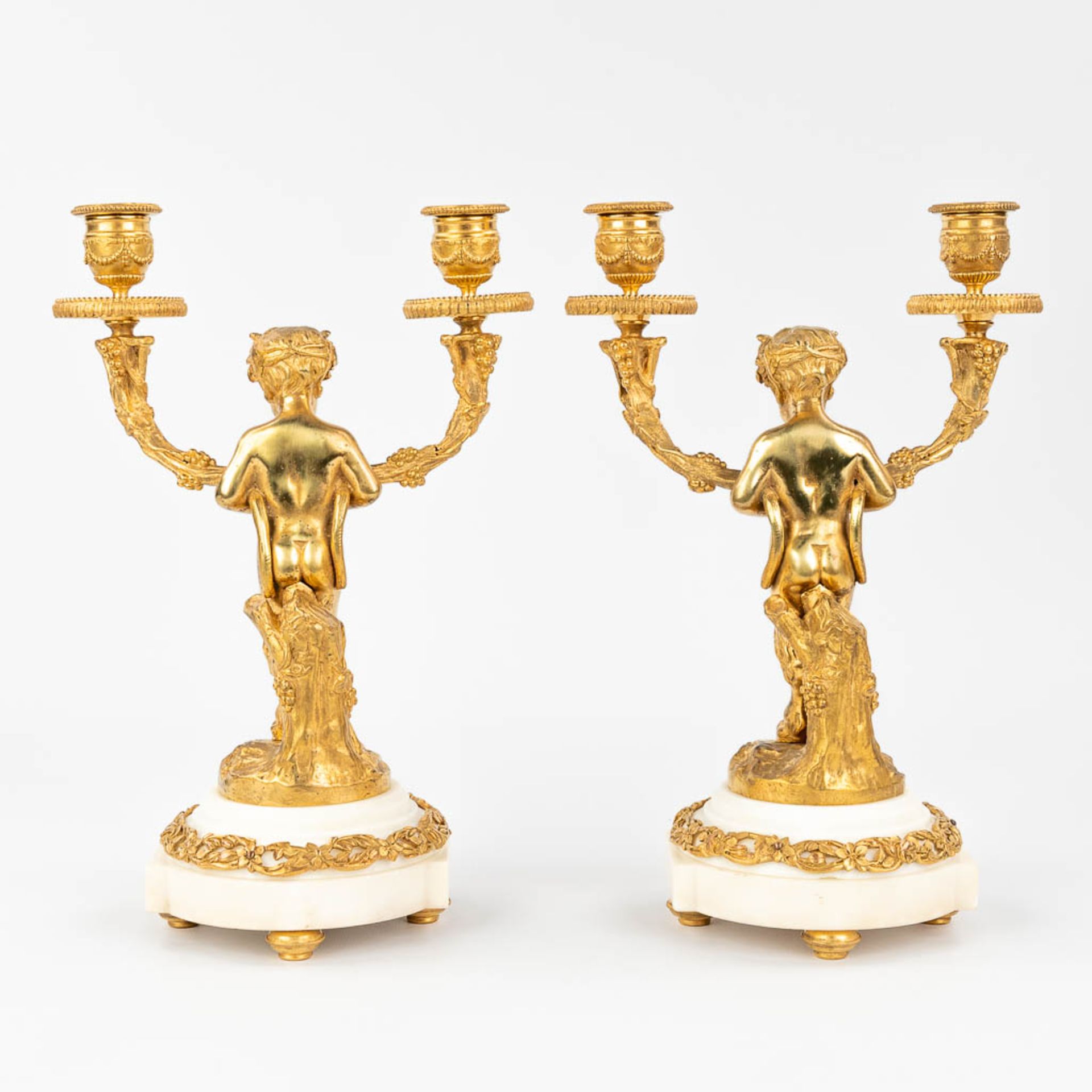 A pair of candelabra with Satyr figurines, made of gold-plated bronze. (13 x 21 x 30,5cm) - Bild 4 aus 13