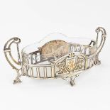 A table centrepiece made of silver-plated metal and cut glass in art nouveau style. (20,5 x 41,5 x 1