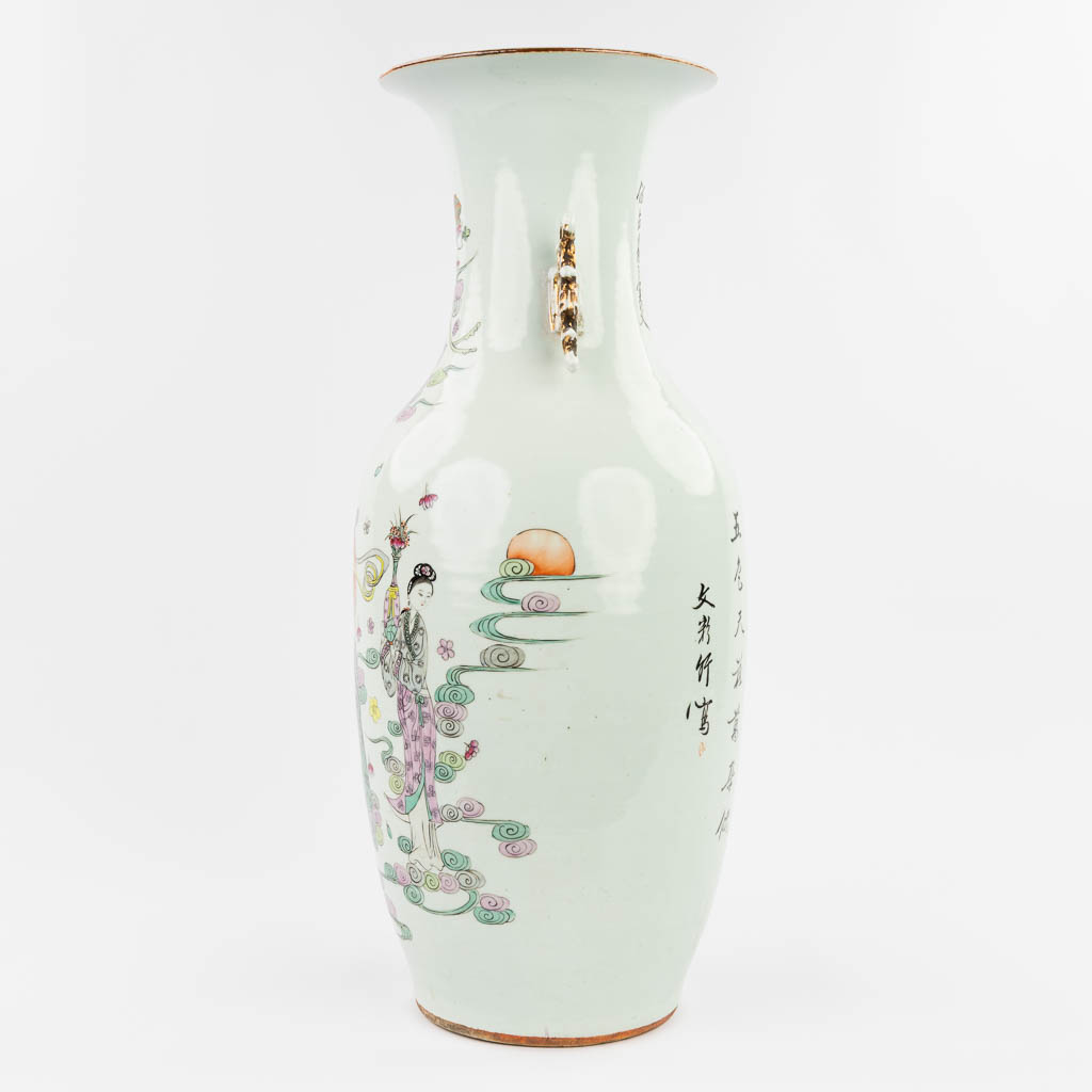 A Chinese vase made of porcelain and decorated with ladies. (57 x 24 cm) - Image 8 of 15