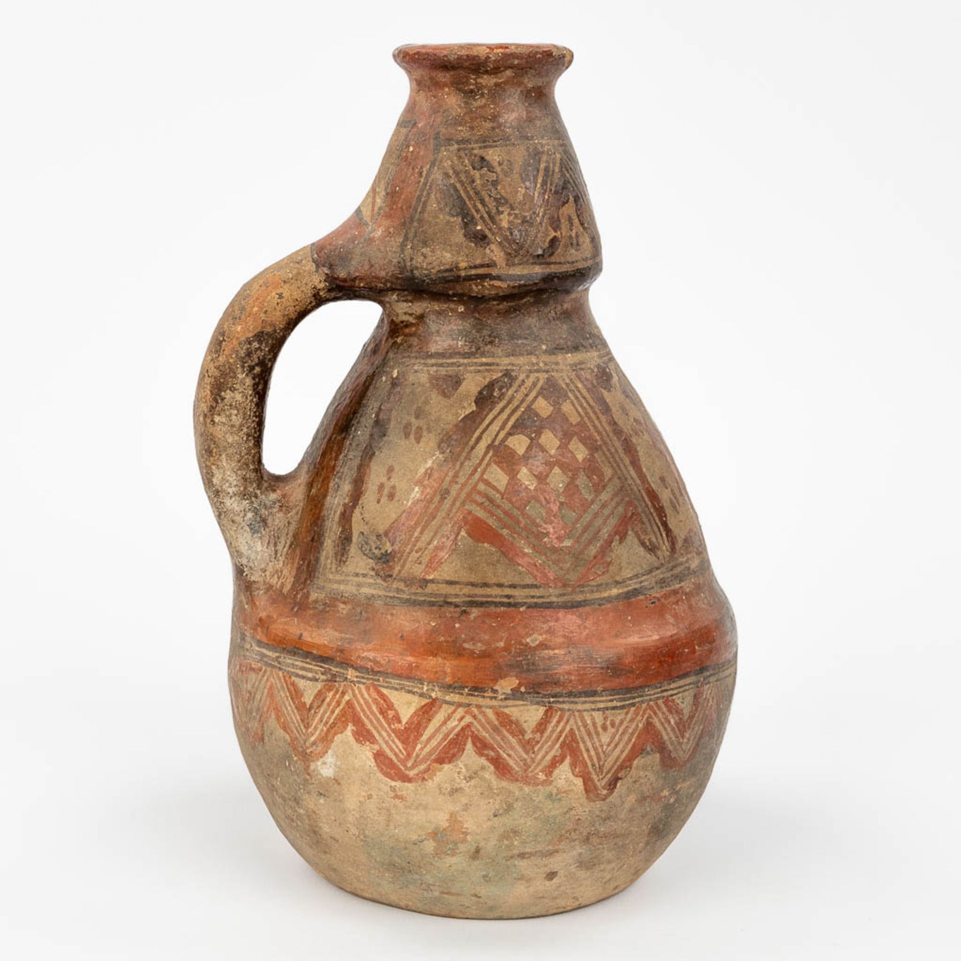 A vase probably of Northern African origin. (24 x 15cm)