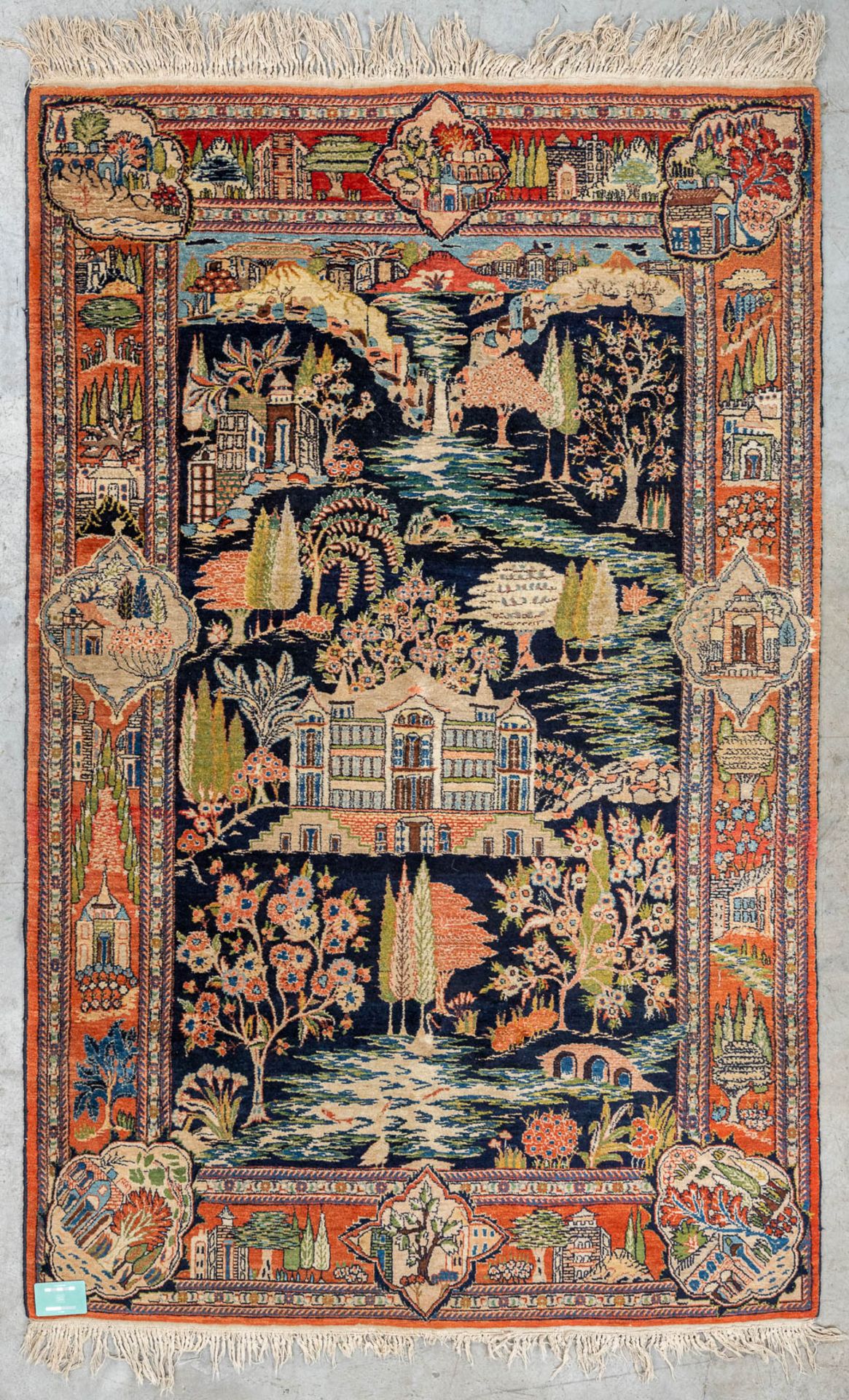 A figurative Oriental hand-made carpet. (206 x 134 cm) - Image 7 of 12