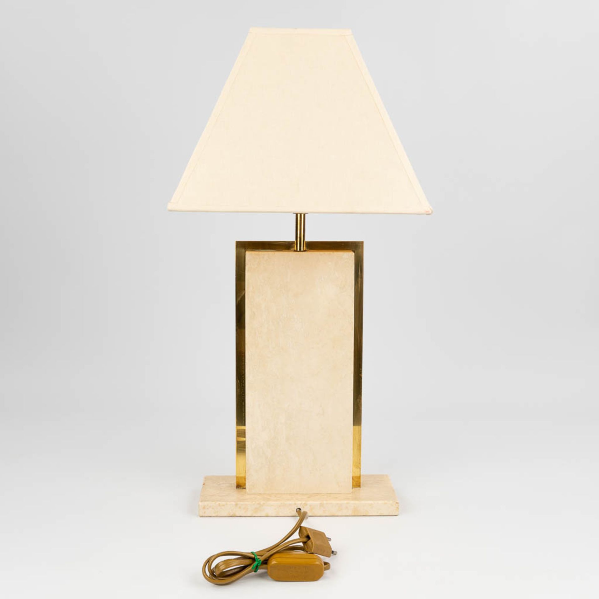 Camille BREESCHE (XX) a travertine table lamp with gold-plated metal parts. (10 x 26 x 44cm) - Bild 8 aus 11