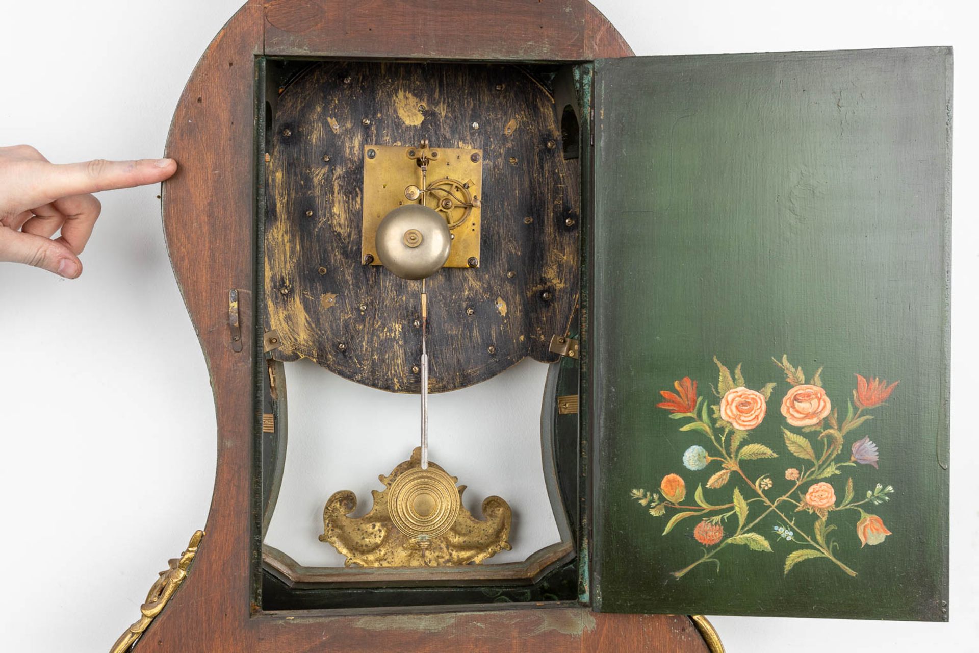 A Cartel clock with console with hand-painted flower decor. (52 x 115cm) - Image 6 of 16