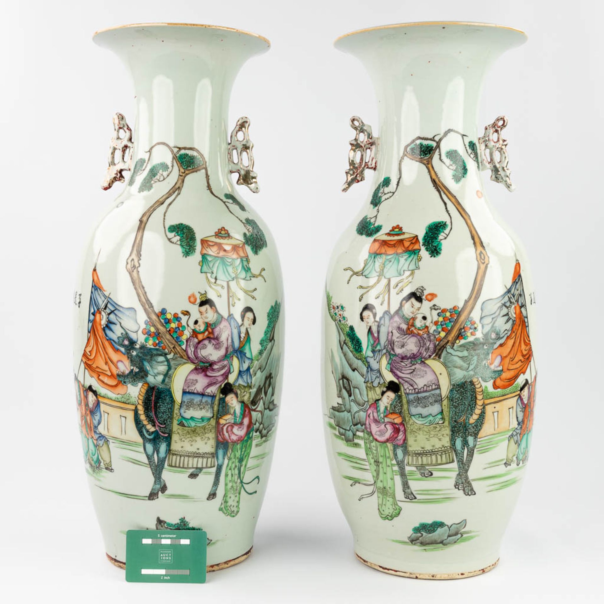 A pair of Chinese vases made of porcelain and decorated with mythological figurines. (58 x 22 cm) - Image 8 of 13