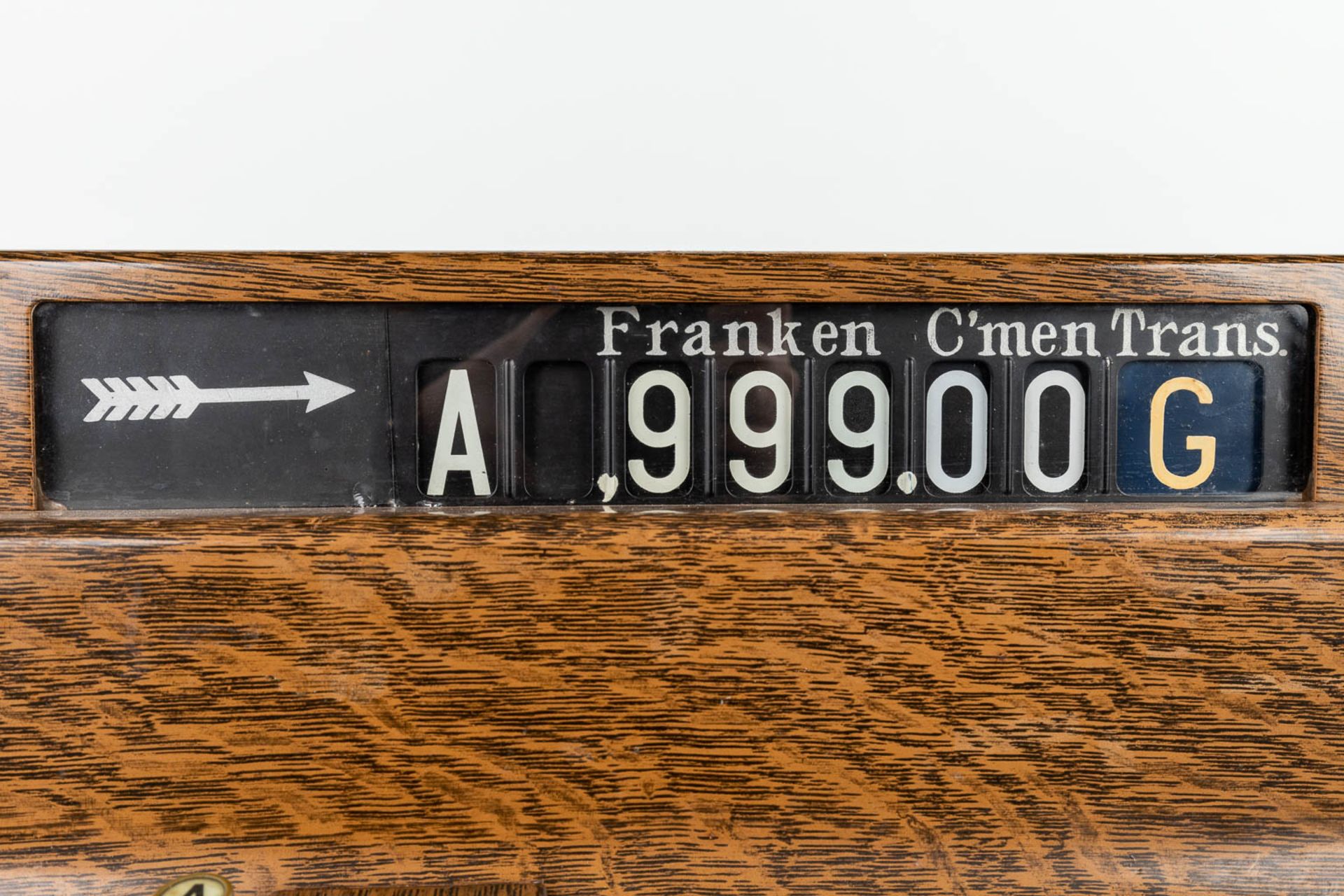 An antique register 'National'. Marked 'Caisses Enregistreuses 'National' S.A. Bruxelles.ÊCirca 1920 - Image 10 of 15