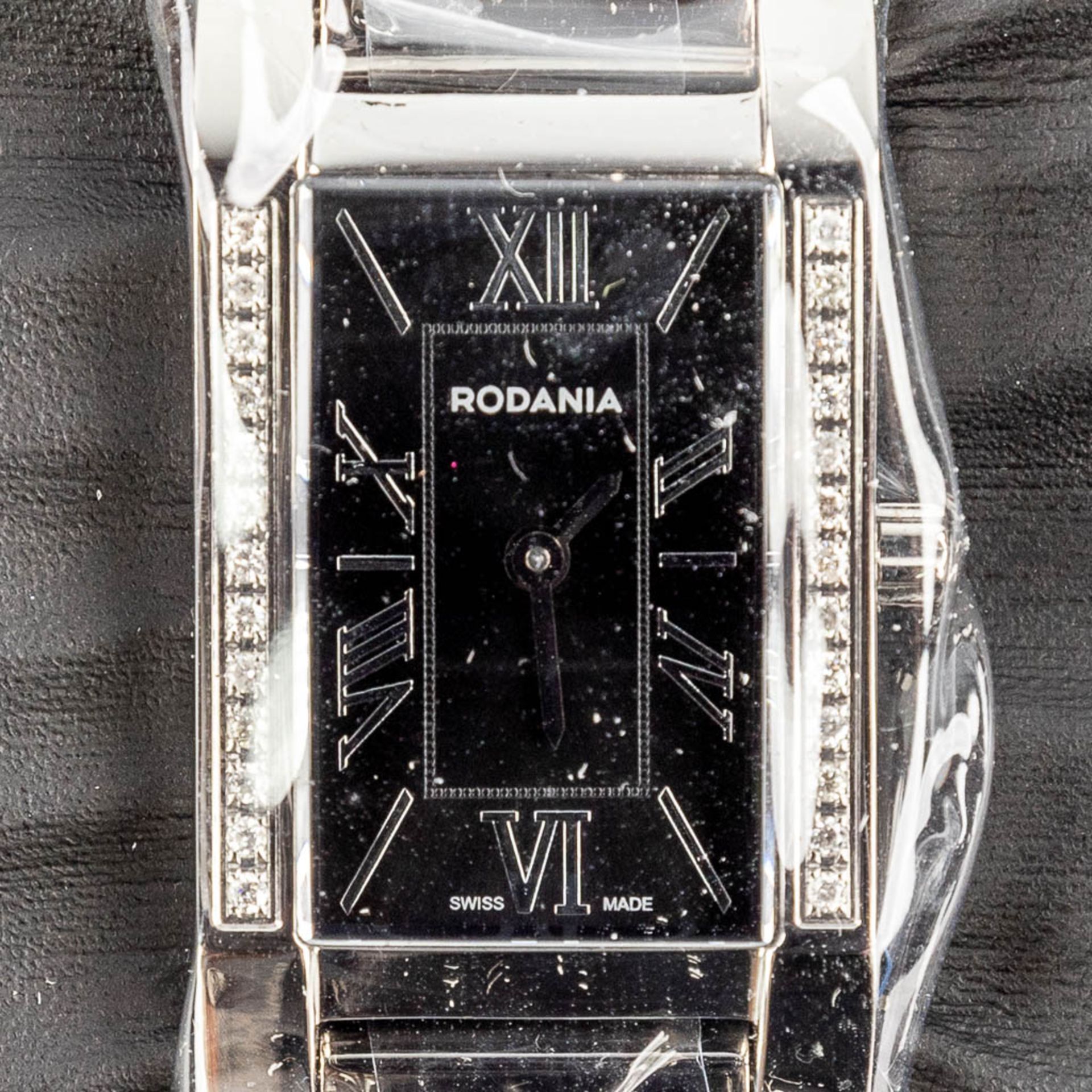 Rodania, a ladies wristwatch with black dial and diamonds, model VM-R2 (2 x 2,6cm) - Bild 10 aus 16