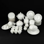 Rosenthal 'Continental White Lotus', a 12-piece dinner service made of glazed porcelain. (15 x 23 x