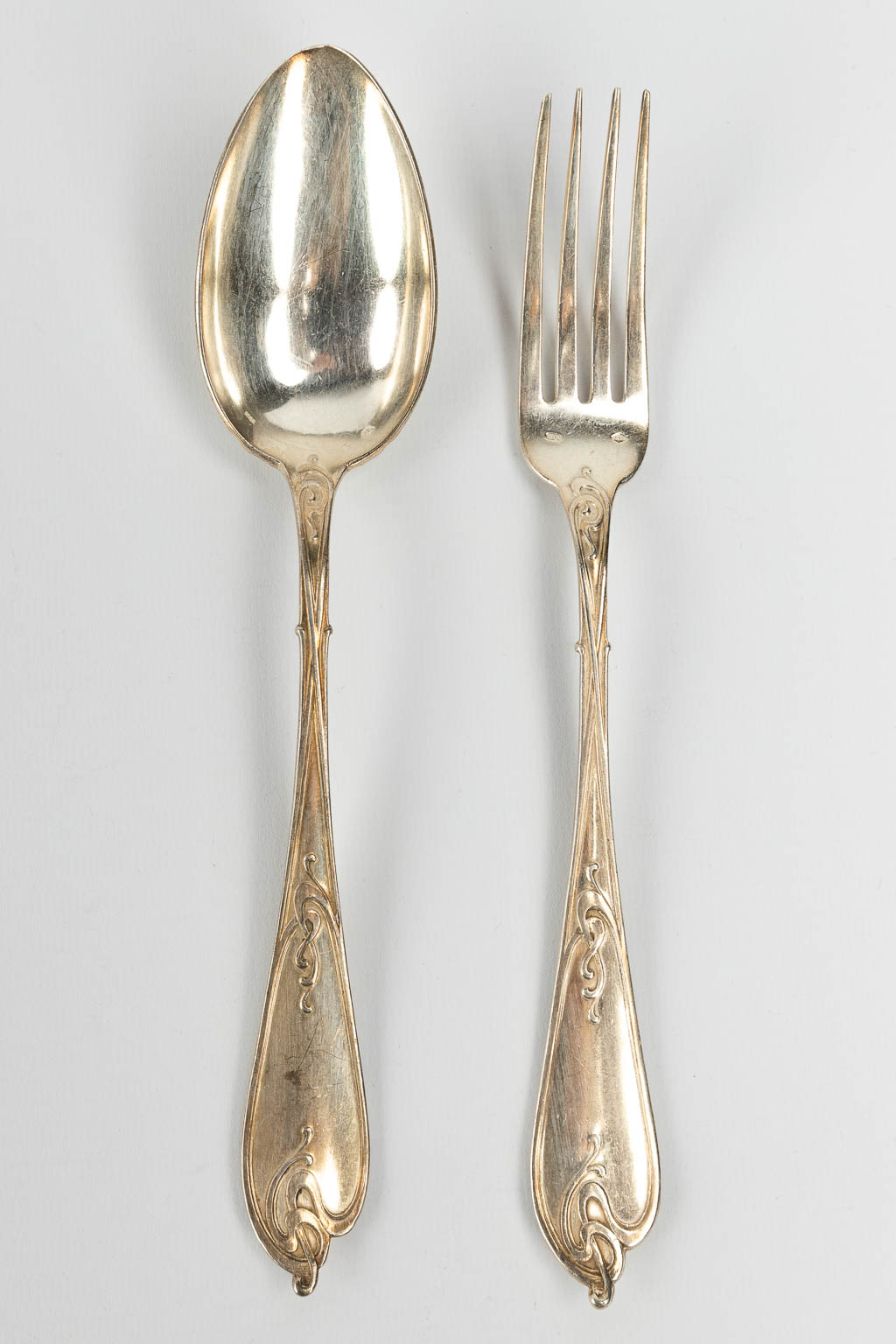 A large collection of silver cutlery. - Image 11 of 20