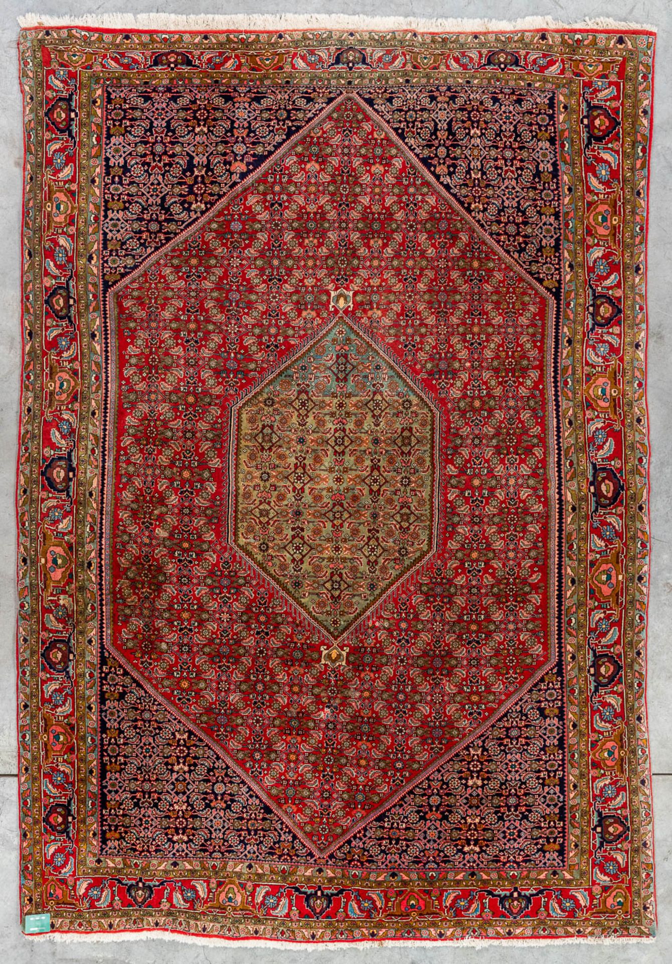 An Oriental hand-made carpet, Bidjar (300 x 210 cm) - Image 5 of 6