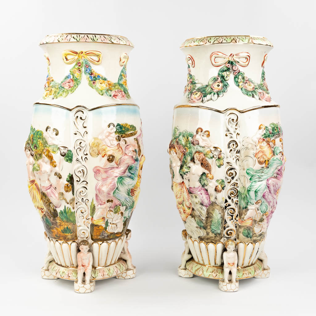 Capodimonte, a collection of 2 large vases (58 x 30cm) - Image 18 of 18