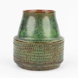 Rogier VANDEWEGHE (1923-2020) 'Green Vase' for Amphora. (13 x 12cm)