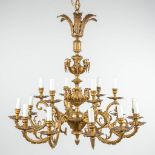 A large chandelier made of bronze, with 18 points of light. (76 x 78cm)