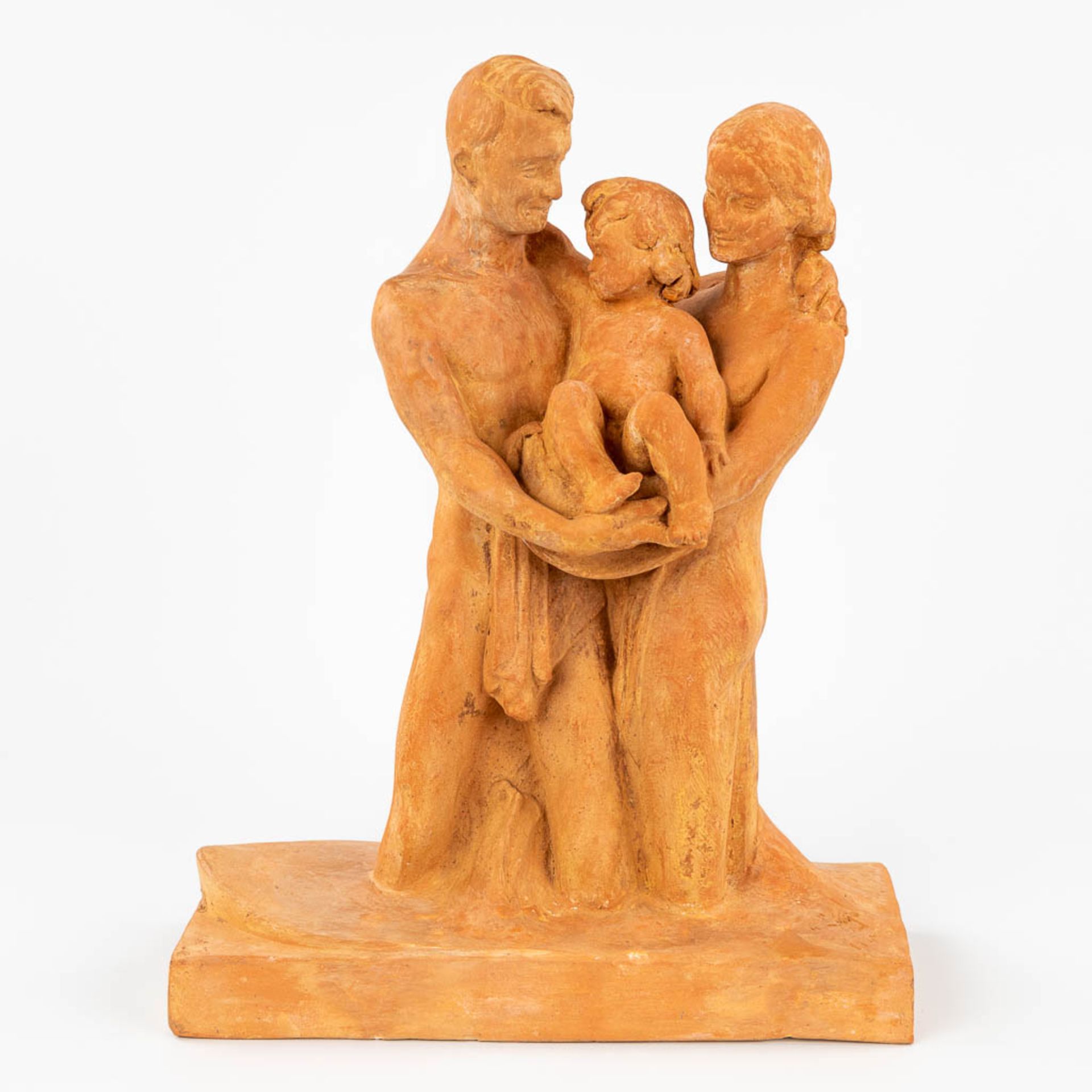 Achille LEYS (1873-1953) 'Family' a statue made of terracotta.Ê1946. (16 x 34 x 44cm)
