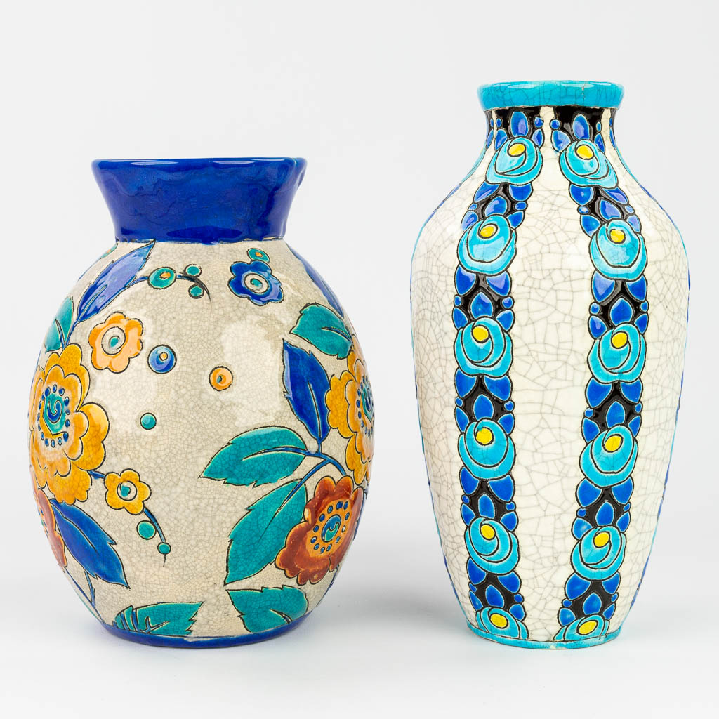 Charles CATTEAU (1880-1966) A collection of vases, model 704 and 2516 (27,5cm) - Image 13 of 16