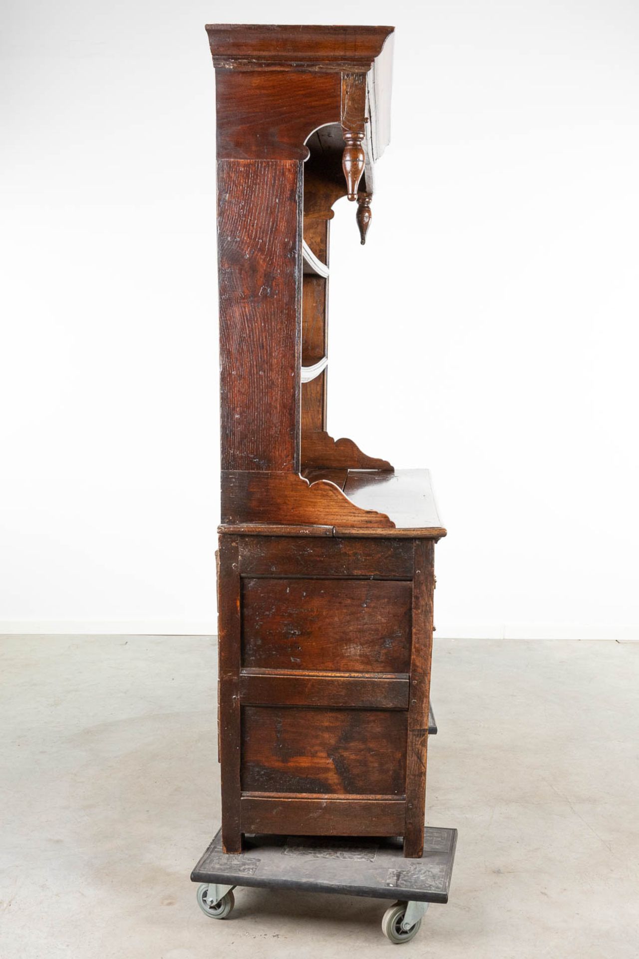 A plate cabinet / vaisselier, made of sculptured oak (50 x 130 x 180cm) - Bild 5 aus 13