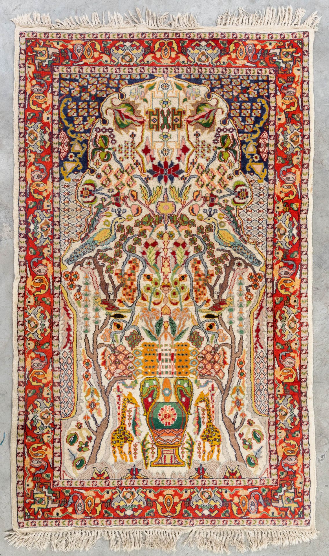 An Oriental hand-made carpet, 'Tree Of Life', Isphahan. (158 x 97 cm)