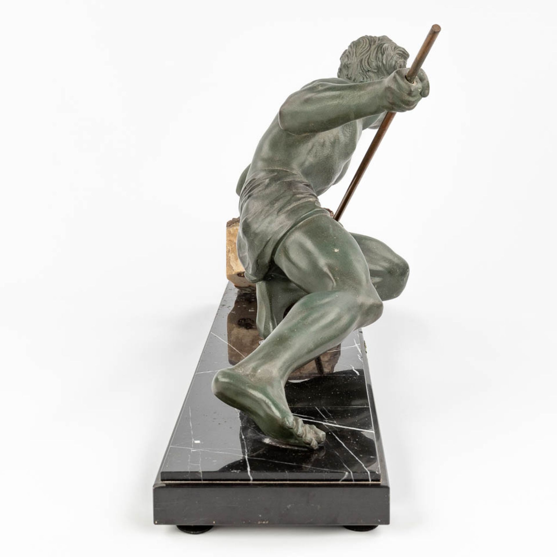 Gustave BUCHET (1888-1963) 'The Athlete' a statue made of spelter on a marble stand. (20 x 74 x 36cm - Bild 2 aus 14