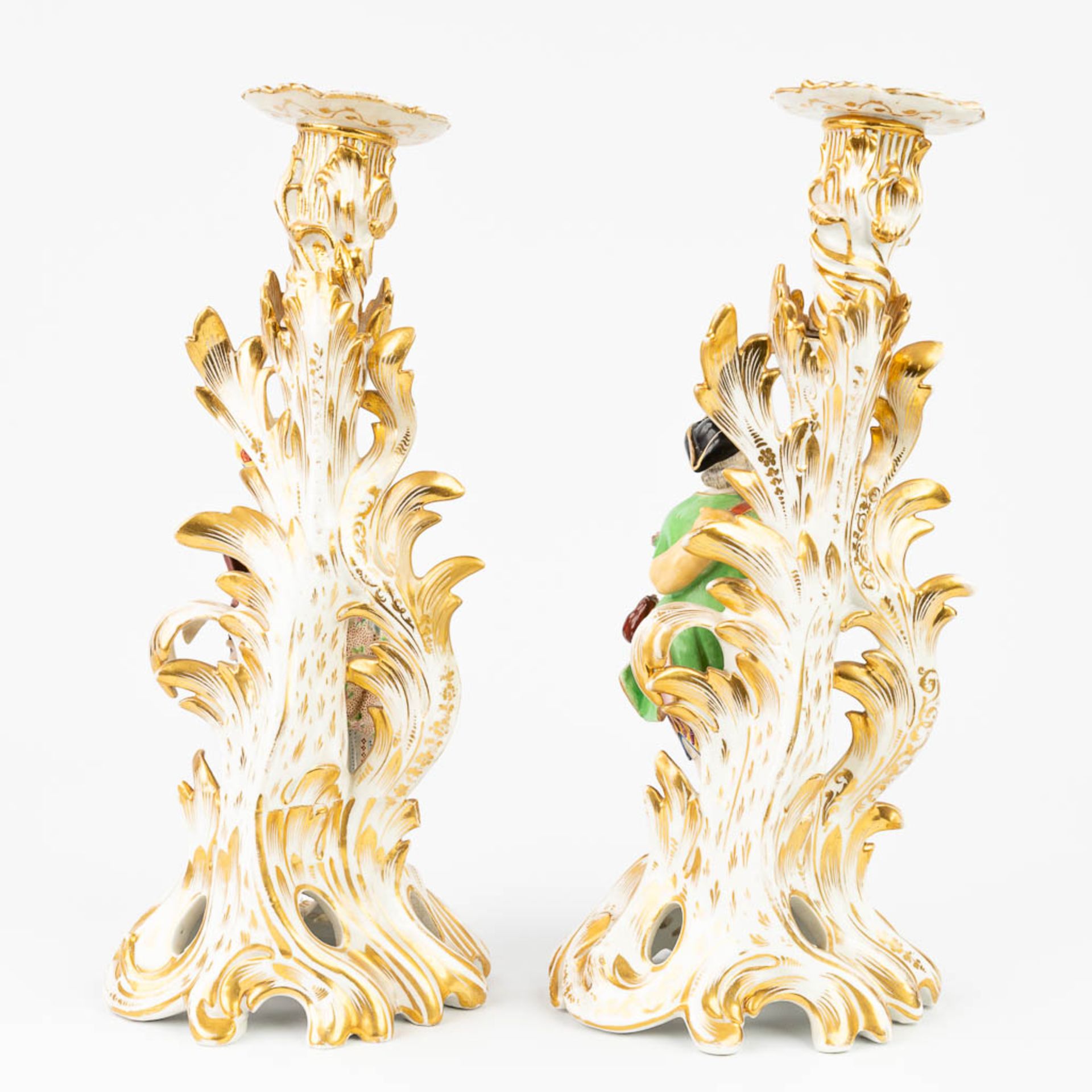 JACOB-PETIT (1796-1868) A pair of candlesticks made of porcelain (13 x 14 x 34cm) - Image 12 of 15