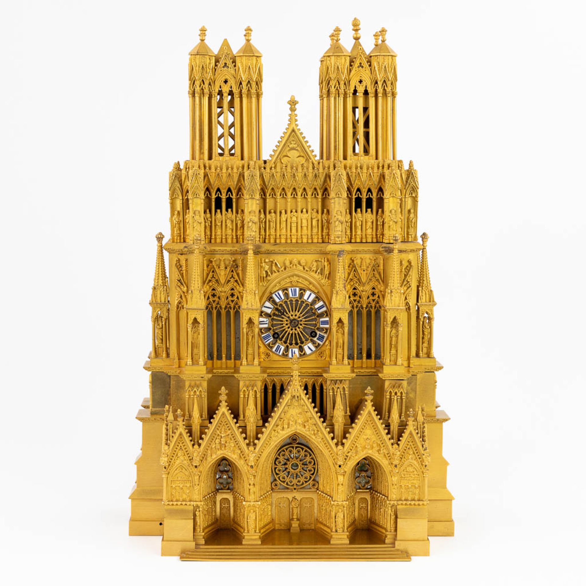 Cathedrale de Reims, an exceptional mantle clock made of gilt bronze. (15 x 31 x 47cm) - Image 13 of 16