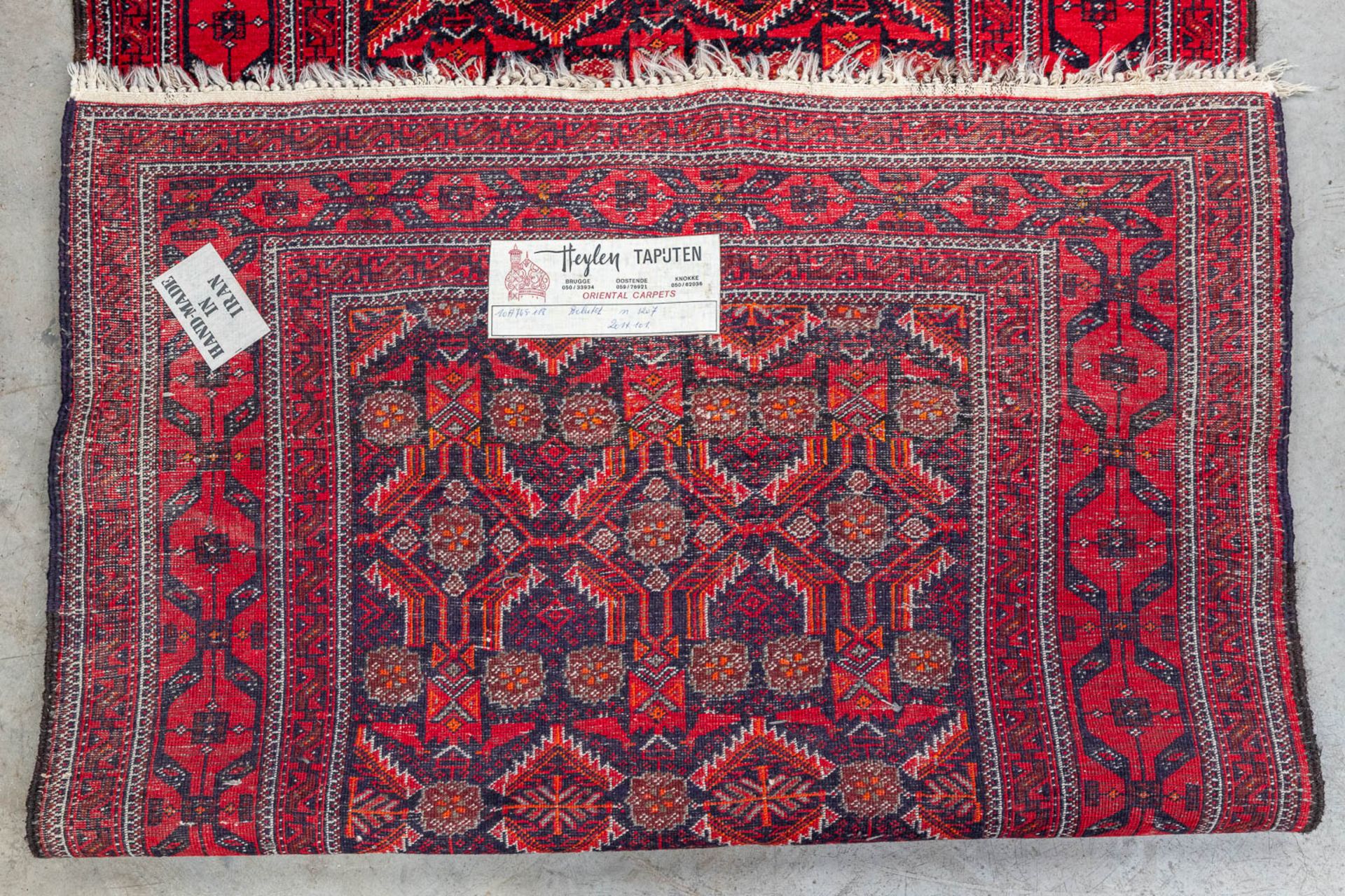 An hand-made carpet and marked Belutek, Iran.Ê(101 x 201 cm) - Image 4 of 9