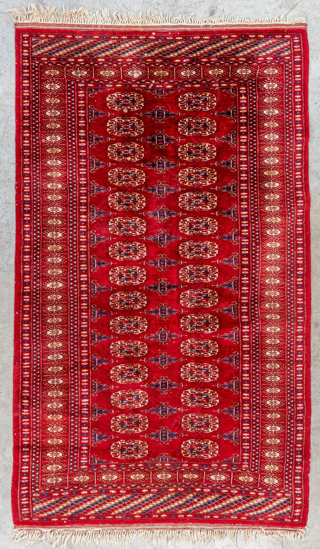 An Oriental hand-made carpet, Bokhara.Ê(154 x 95 cm)