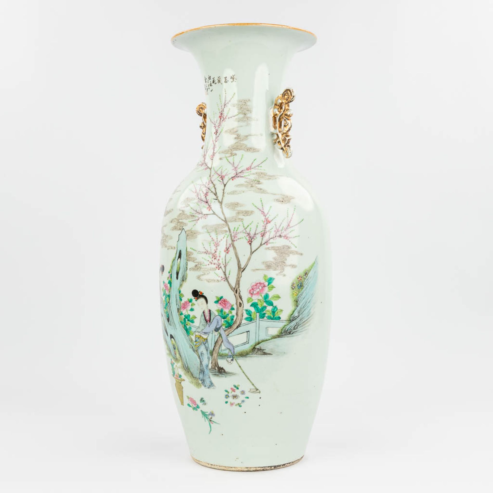 A Chinese vase made of porcelain andÊdecor of ladies near a large rock. (57,5 x 23 cm) - Image 12 of 13