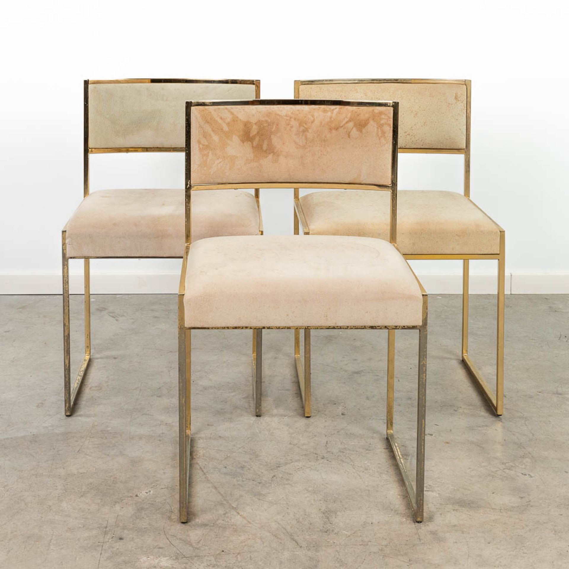 Willy RIZZO (1928-2013)ÊSet of 3 chairs, made of gold plated brass. Circa 1970. (49 x 48 x 78cm)