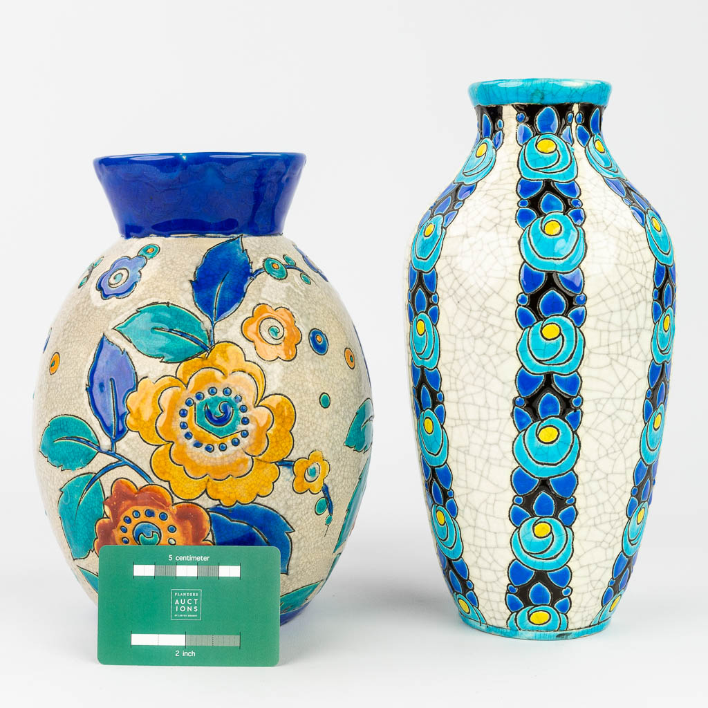 Charles CATTEAU (1880-1966) A collection of vases, model 704 and 2516 (27,5cm) - Image 10 of 16