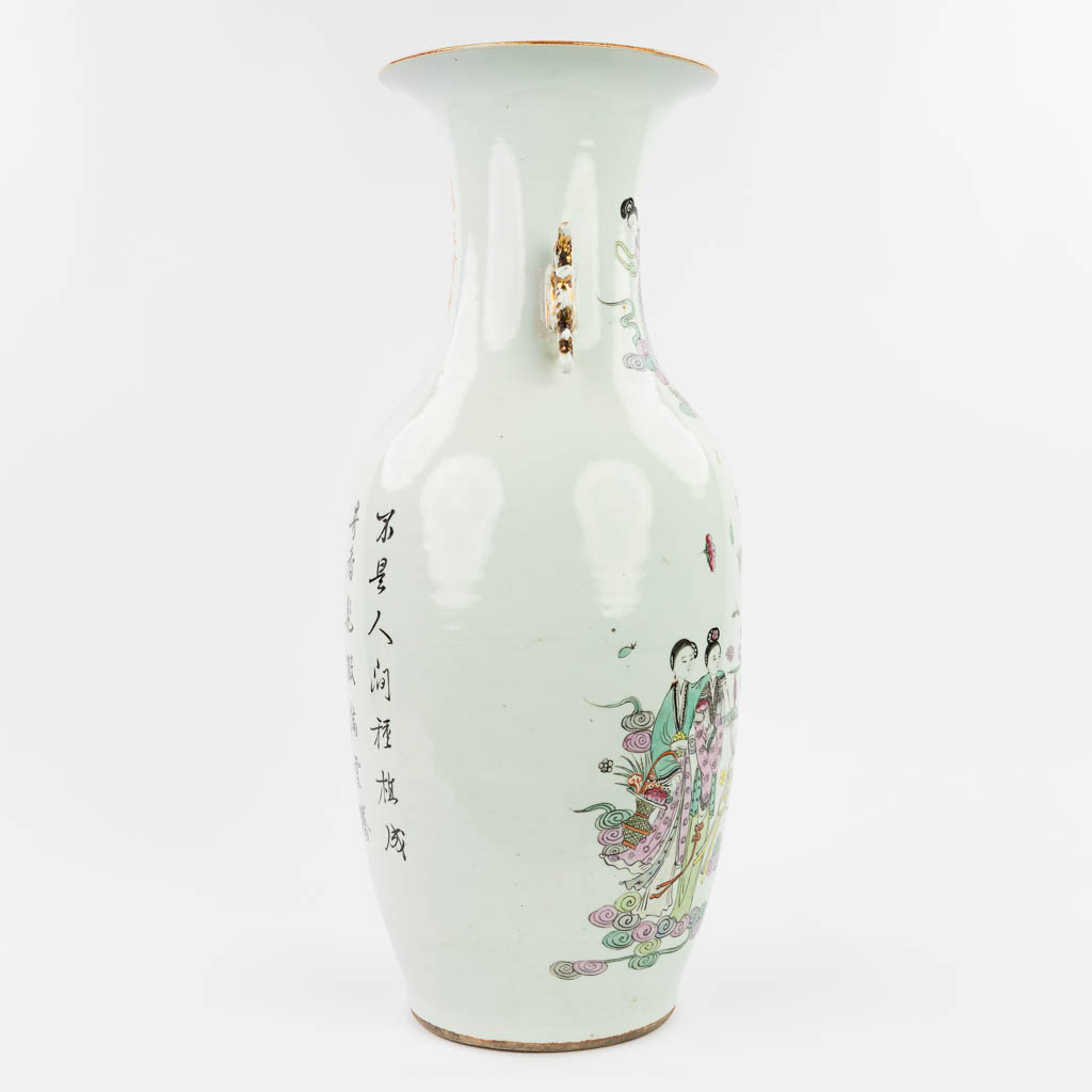 A Chinese vase made of porcelain and decorated with ladies. (57 x 24 cm) - Image 9 of 15