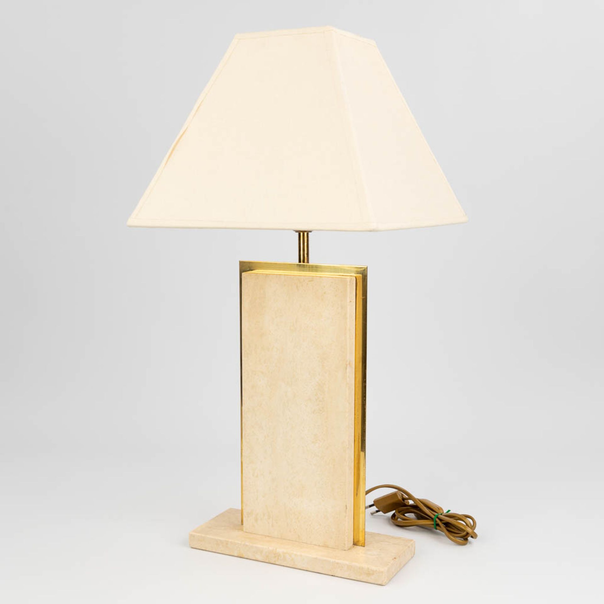 Camille BREESCHE (XX) a travertine table lamp with gold-plated metal parts. (10 x 26 x 44cm) - Bild 3 aus 11