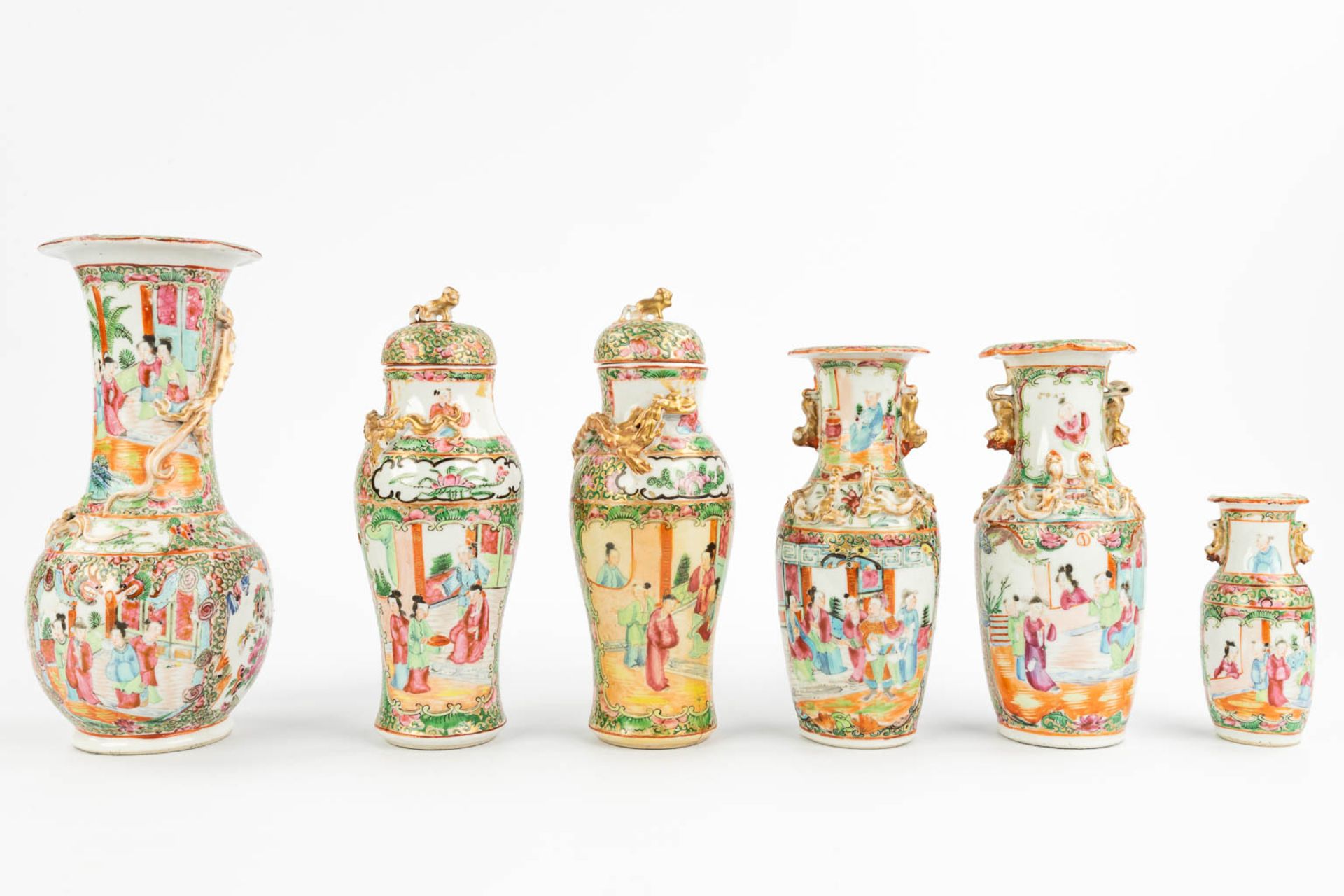 A collection of 6 pieces of Chinese vases and jars, with Kanton decors. (25 cm) - Bild 11 aus 17