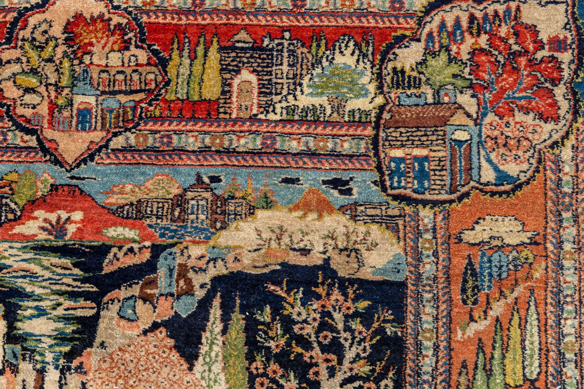 A figurative Oriental hand-made carpet. (206 x 134 cm) - Image 10 of 12