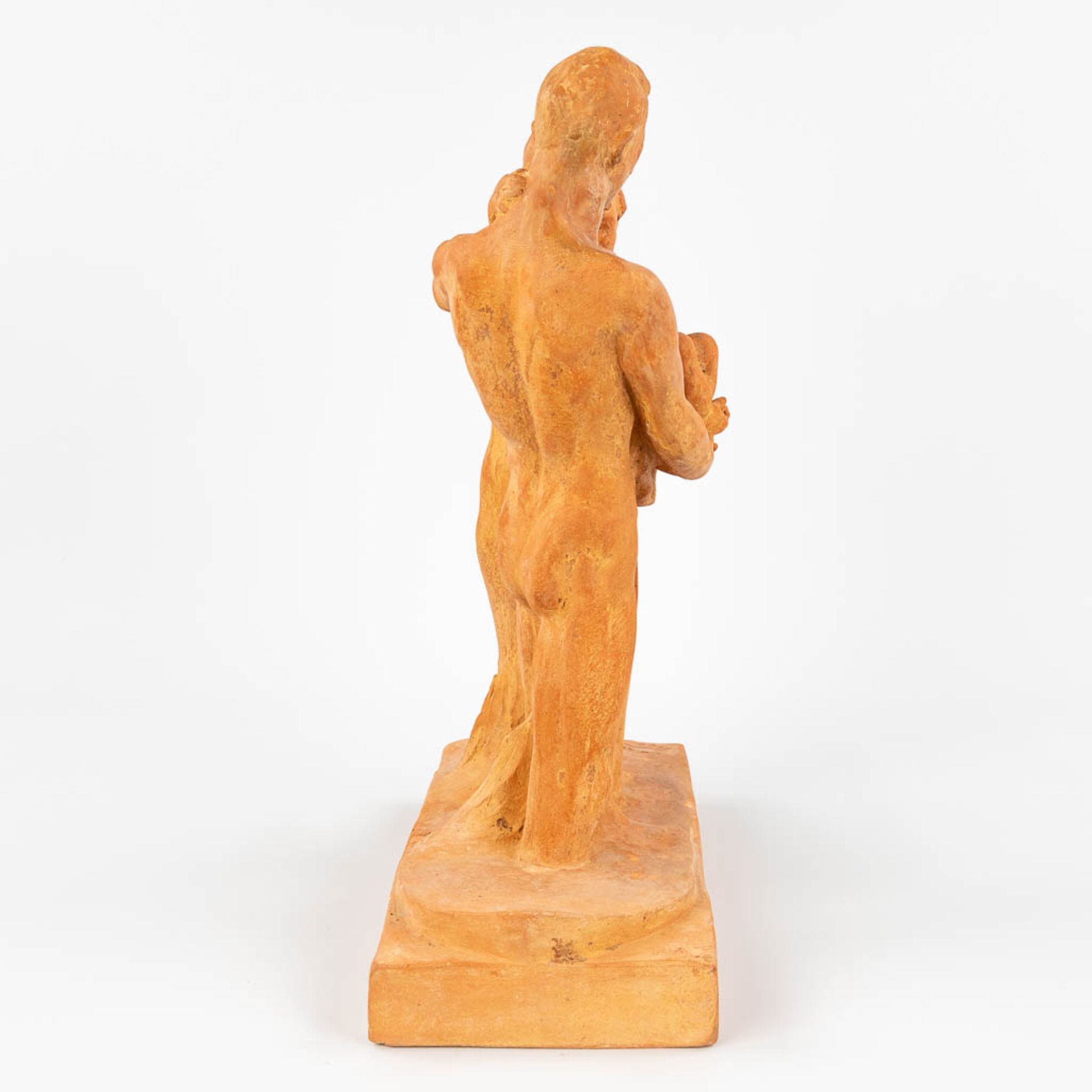 Achille LEYS (1873-1953) 'Family' a statue made of terracotta.Ê1946. (16 x 34 x 44cm) - Image 3 of 11