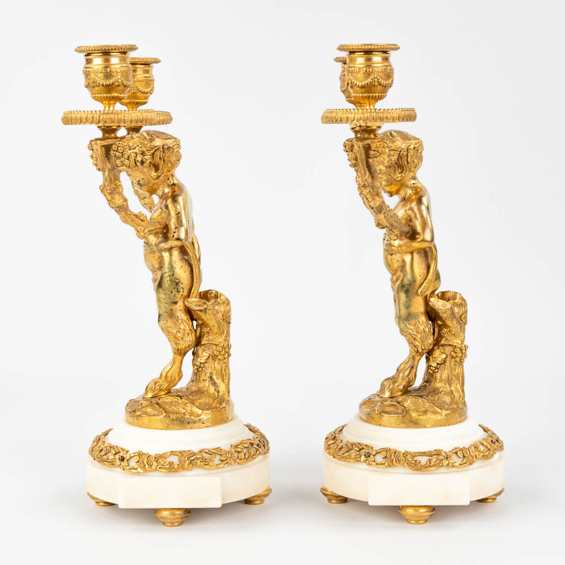 A pair of candelabra with Satyr figurines, made of gold-plated bronze. (13 x 21 x 30,5cm) - Bild 5 aus 13