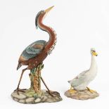 CapodimonteÊEdoardo TASCA (XX), a collection of 2 bird figurines made of glazed ceramics (28 x 47cm)