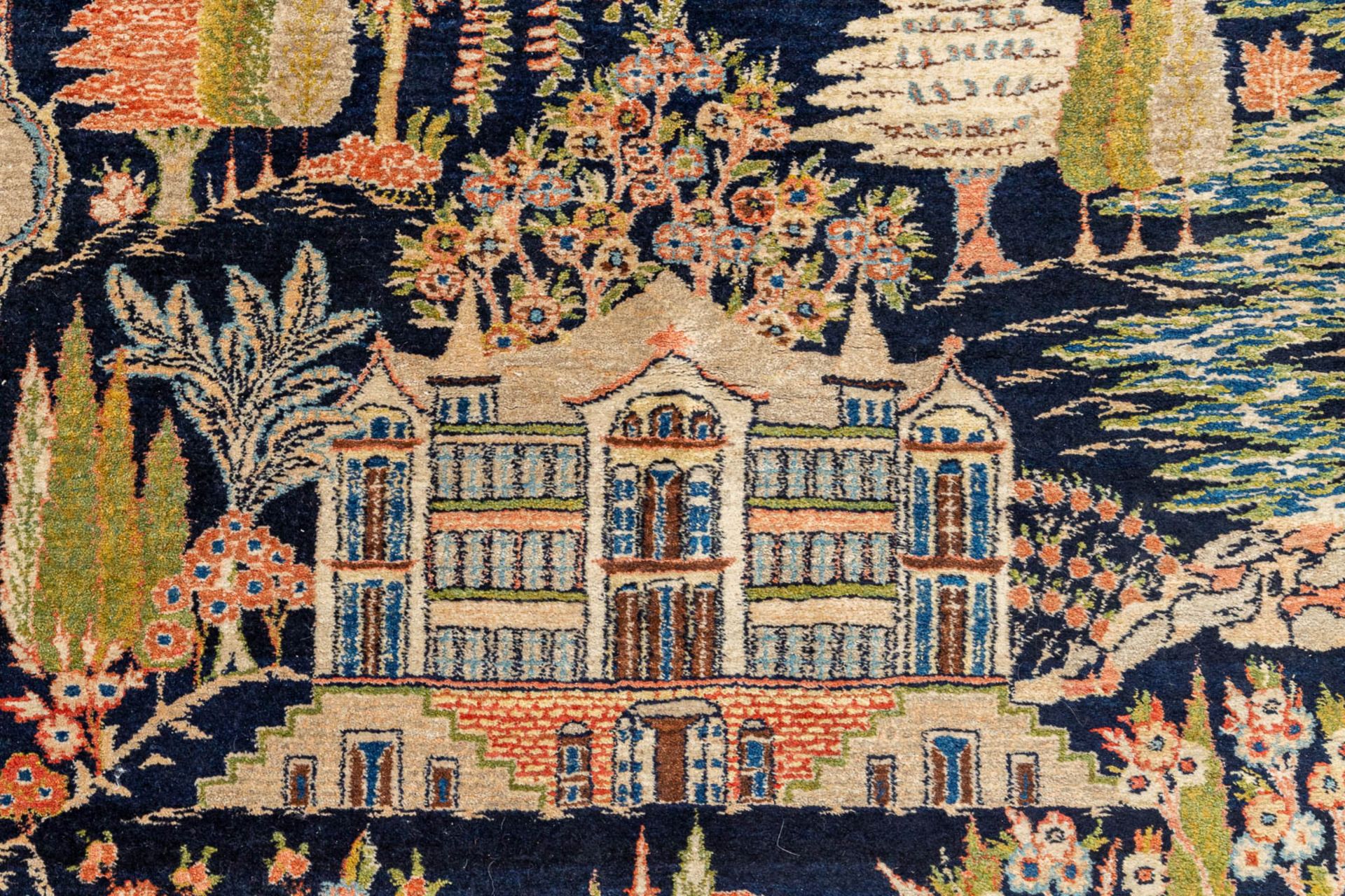 A figurative Oriental hand-made carpet. (206 x 134 cm) - Image 5 of 12