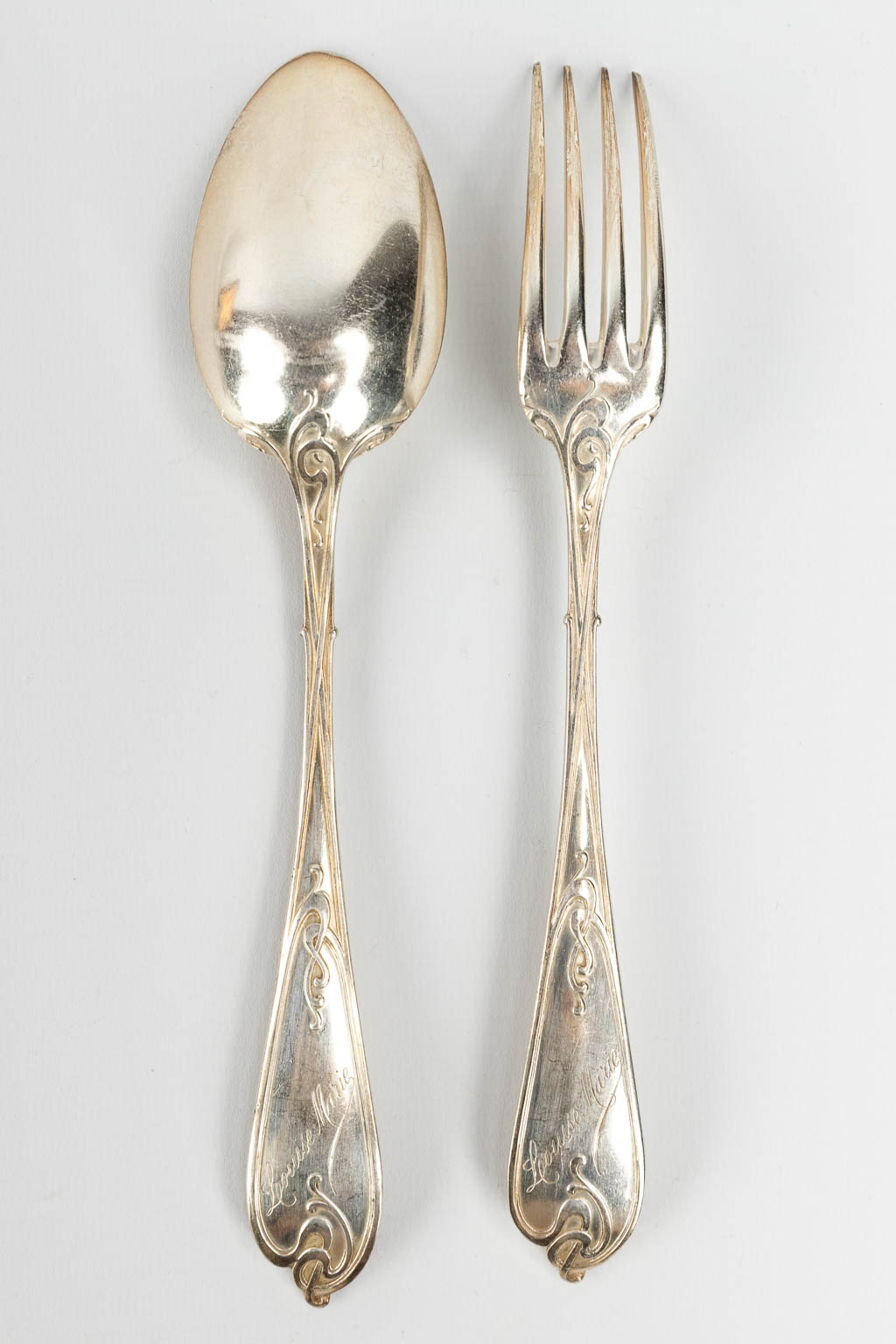 A large collection of silver cutlery. - Image 9 of 20