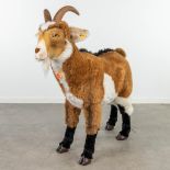 Steiff Billy-Goat, EAN 502408, around 1991-1999 (110 x 108cm)