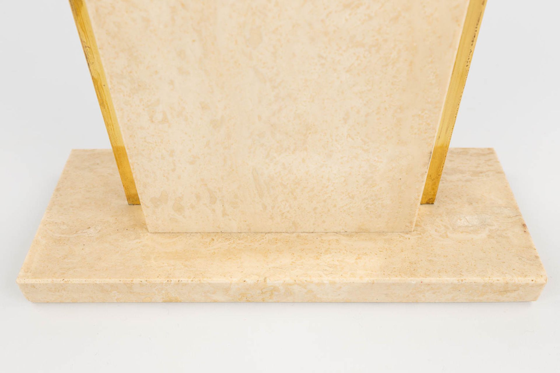 Camille BREESCHE (XX) a travertine table lamp with gold-plated metal parts. (10 x 26 x 44cm) - Bild 6 aus 11