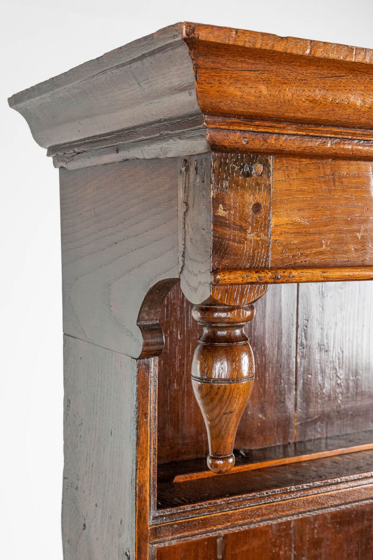A plate cabinet / vaisselier, made of sculptured oak (50 x 130 x 180cm) - Bild 10 aus 13