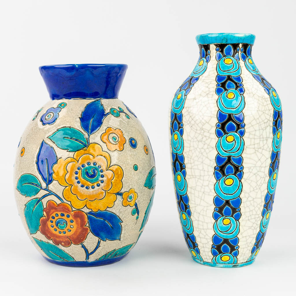 Charles CATTEAU (1880-1966) A collection of vases, model 704 and 2516 (27,5cm) - Image 15 of 16