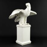 Max ESSER (1885-1945) 'Eagle', made for Meissen porcelain, 1931. (35 x 41 x 55cm)